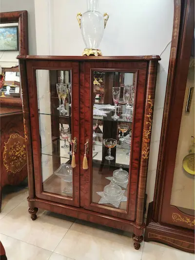 ساخت ویترین چوبی